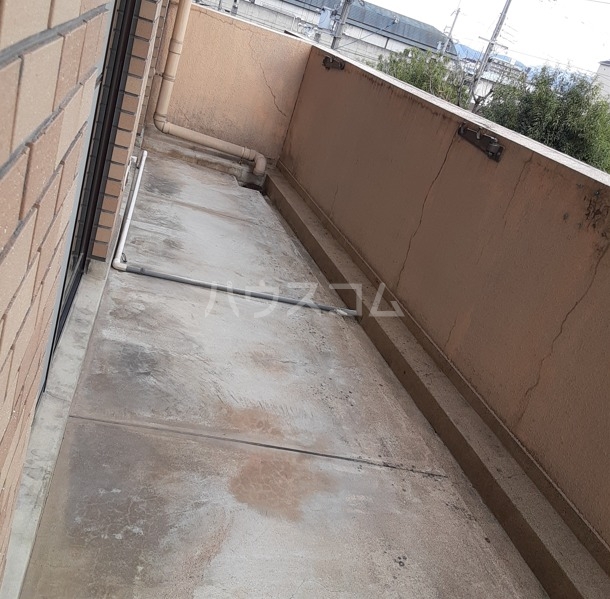 20/30 バルコニー