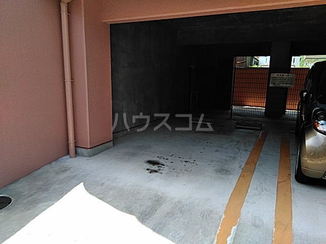 4/10 駐車場