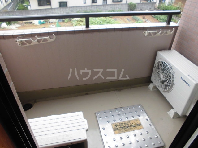 16/23 バルコニー