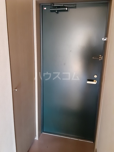 14/30 玄関