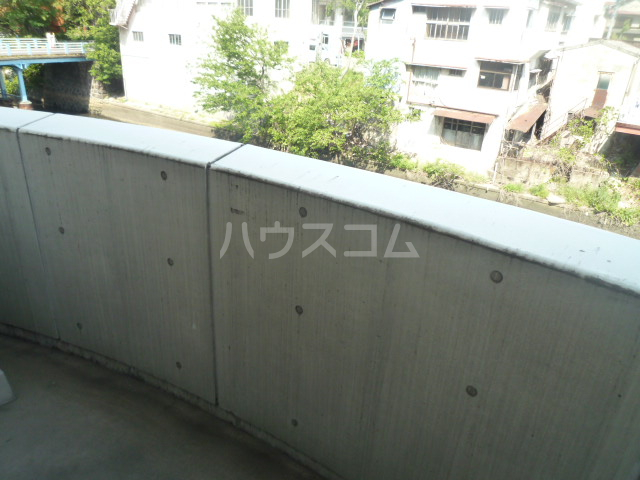 18/29 バルコニー