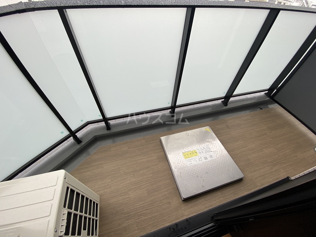 19/30 バルコニー