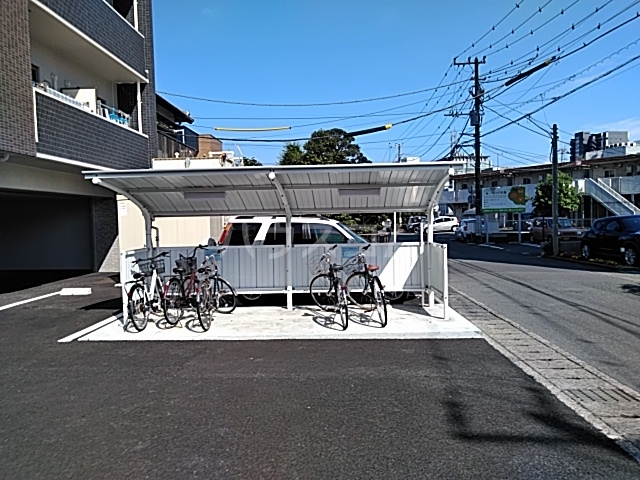 23/27 駐車場
