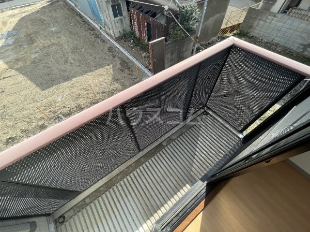 19/28 バルコニー