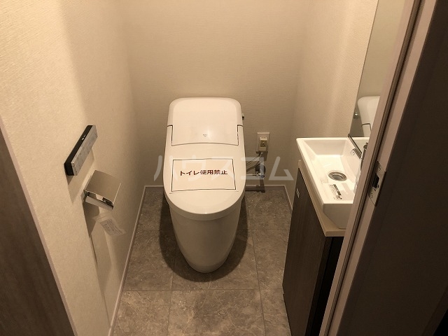 13/30 トイレ