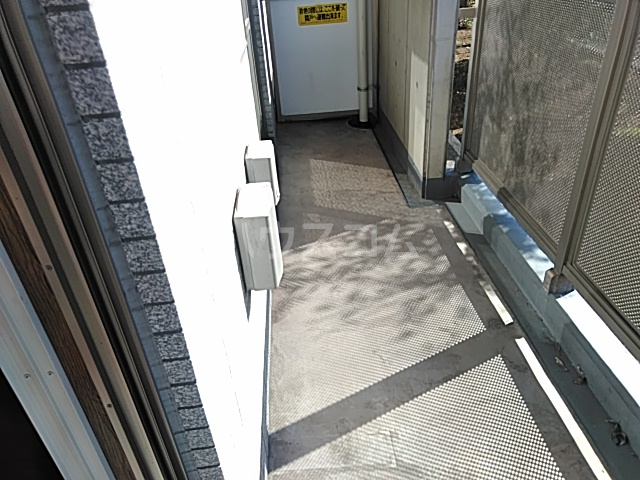 13/23 バルコニー