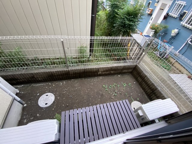21/27 バルコニー