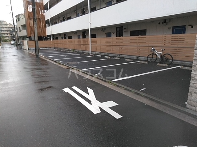3/5 駐車場