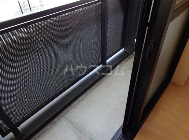 17/28 バルコニー