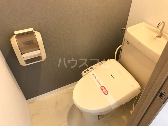 13/30 トイレ