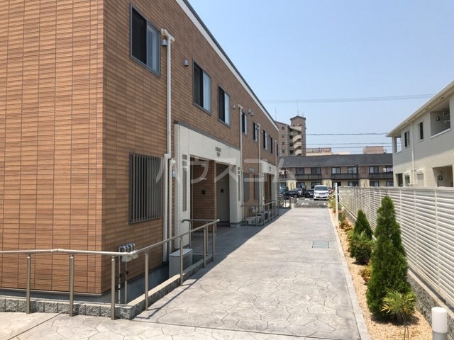 16/24 エントランス