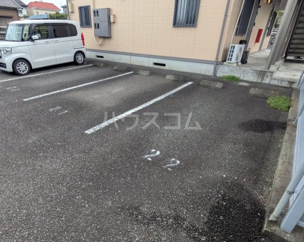 21/23 駐車場