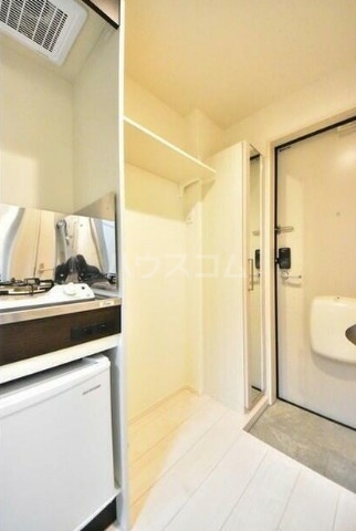 18/28 エントランス