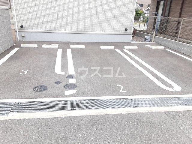 14/16 駐車場