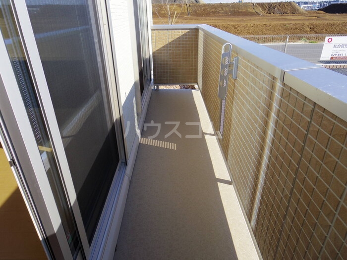 14/27 バルコニー