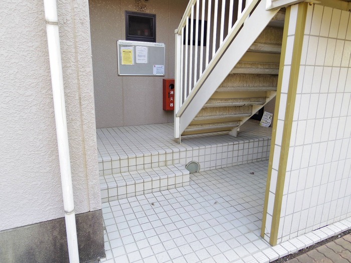 16/22 エントランス