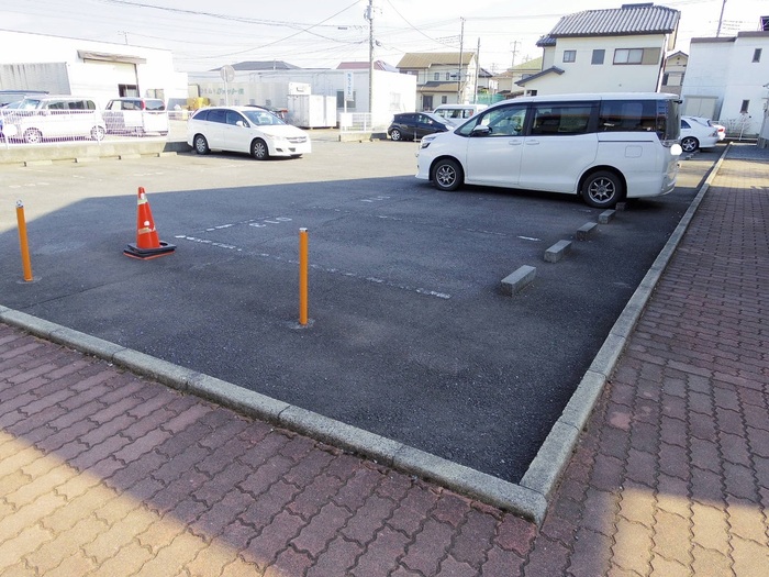 17/22 駐車場