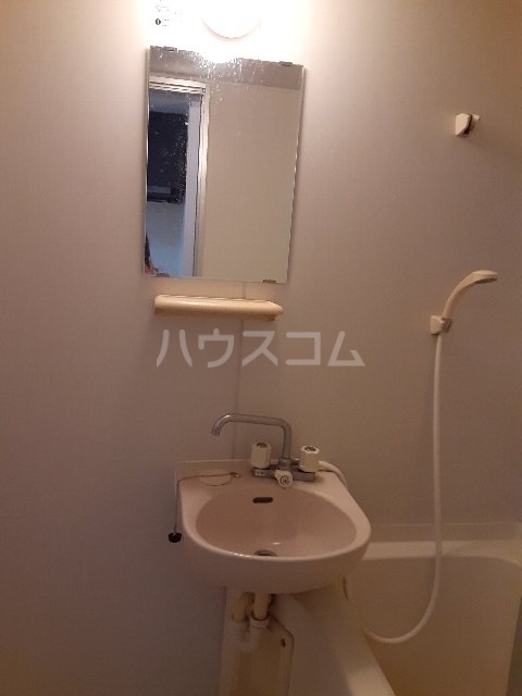13/30 洗面
