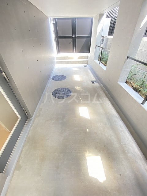 19/30 バルコニー