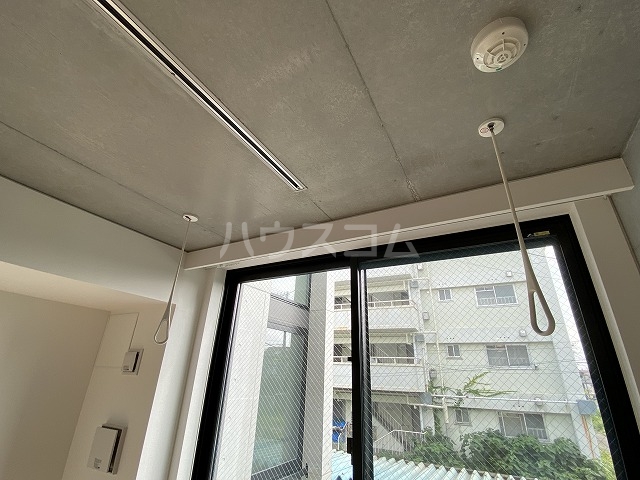 20/30 バルコニー