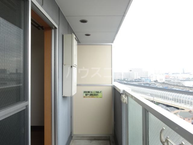 20/30 バルコニー