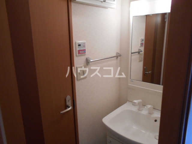 15/28 洗面