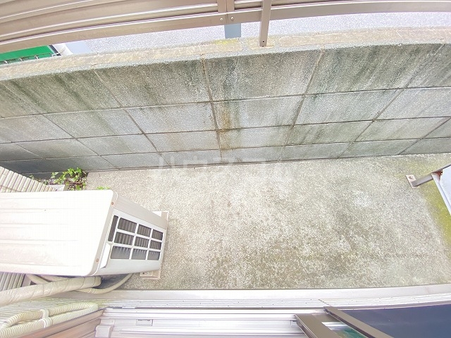 22/30 バルコニー