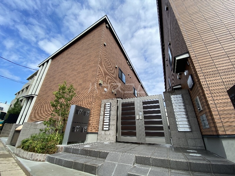 29/30 エントランス