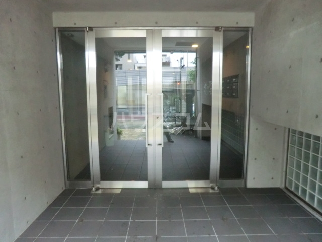 4/10 エントランス