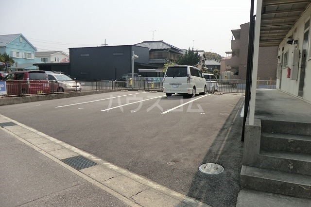 21/30 駐車場