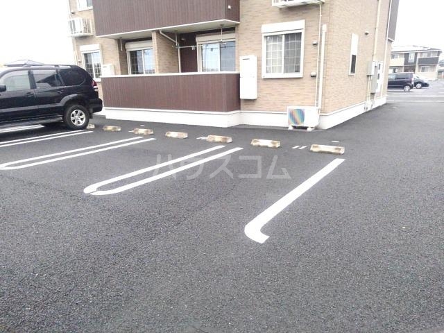 14/20 駐車場