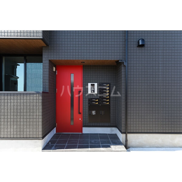 13/24 エントランス