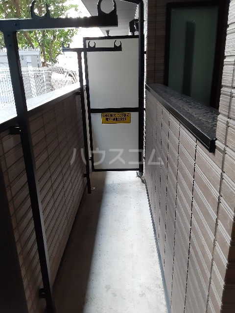 15/27 バルコニー