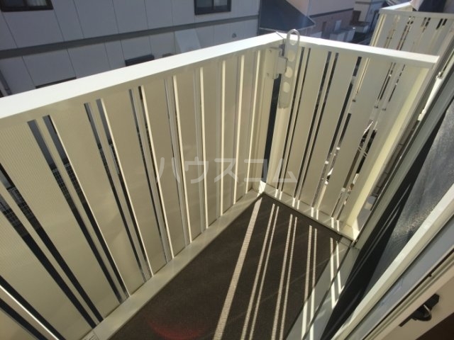 13/27 バルコニー