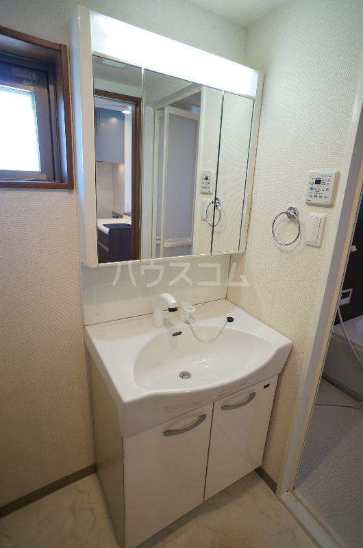 14/30 洗面