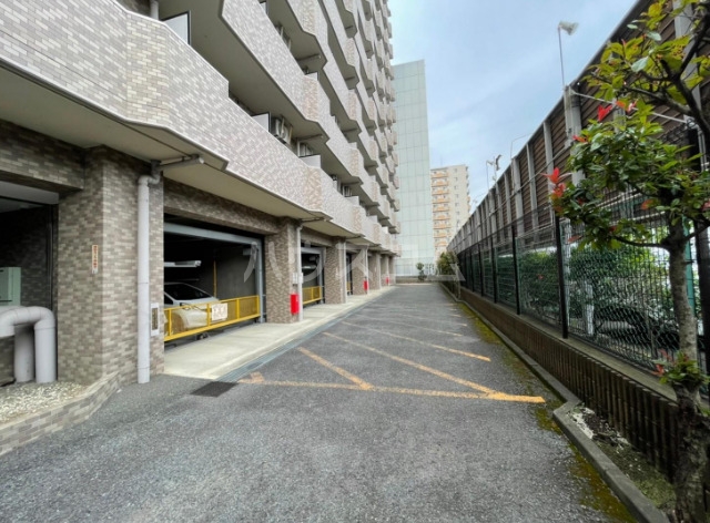 22/26 駐車場