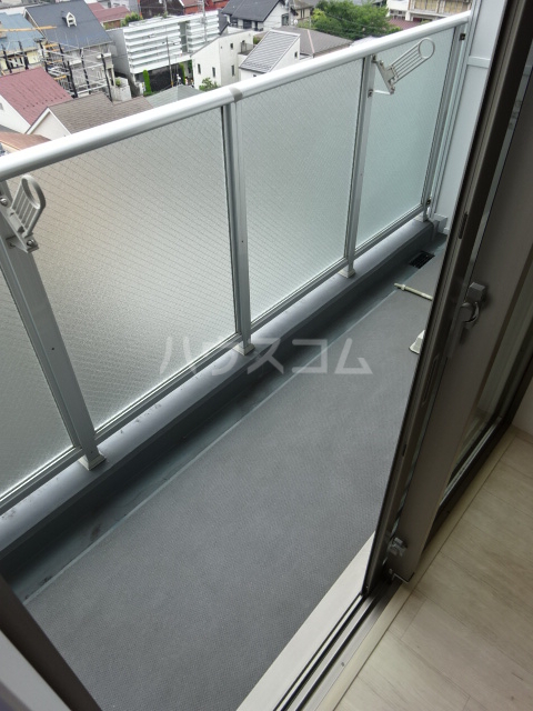 20/30 バルコニー