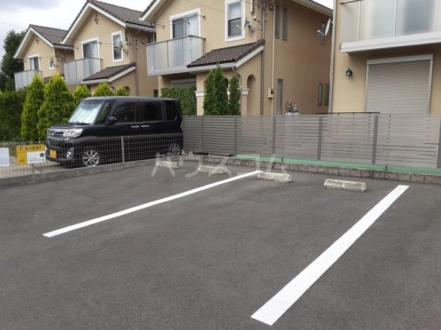 5/5 駐車場