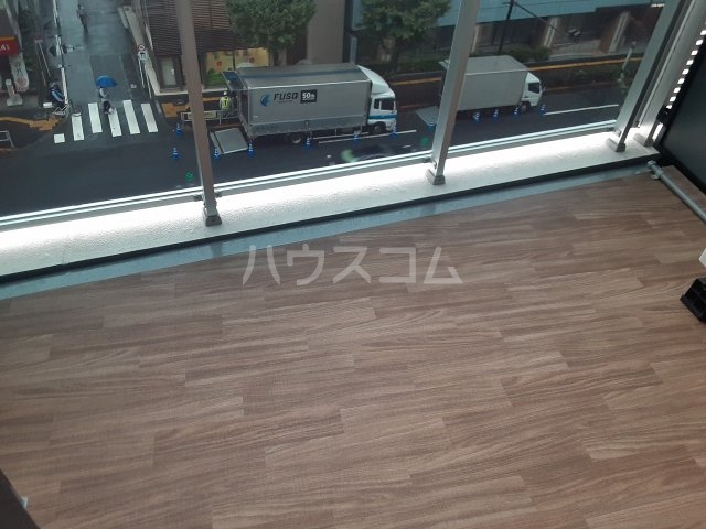 19/30 バルコニー