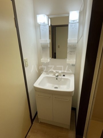 13/30 洗面
