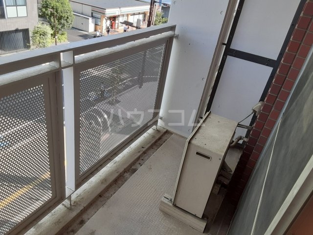 18/25 バルコニー