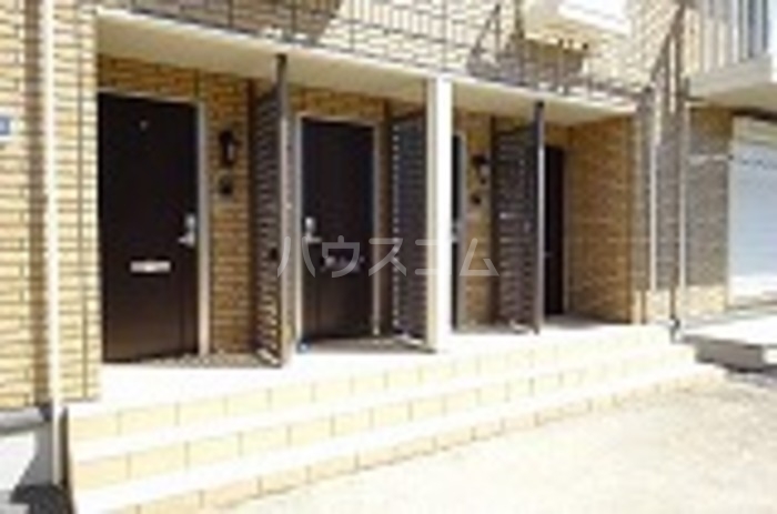 16/22 エントランス