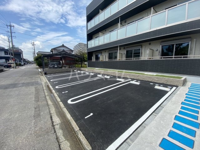 24/30 駐車場