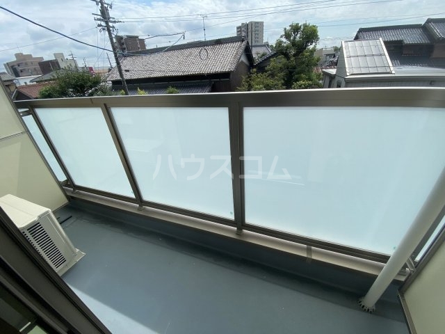 21/30 バルコニー