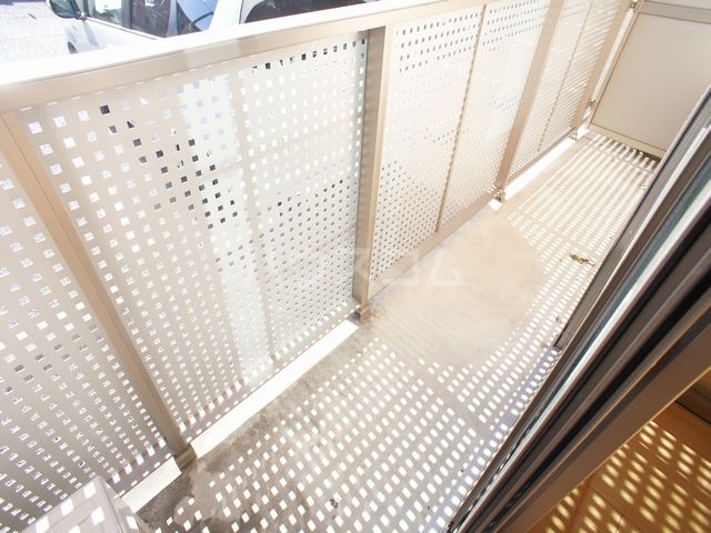 13/23 バルコニー