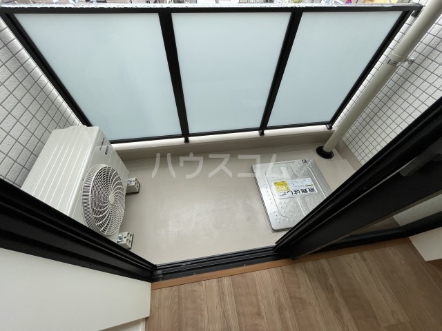 19/30 バルコニー