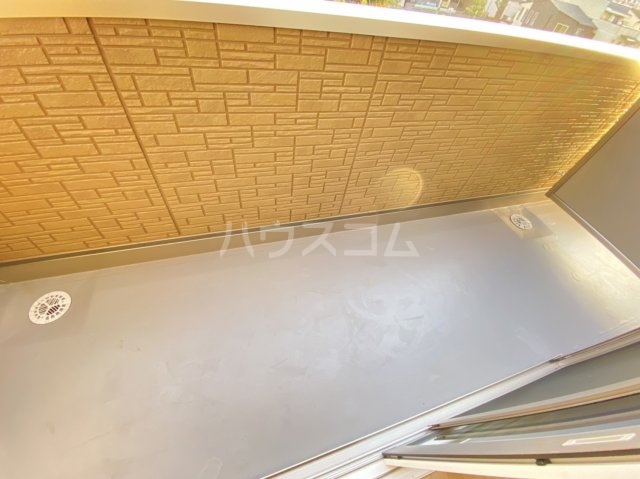 23/30 バルコニー