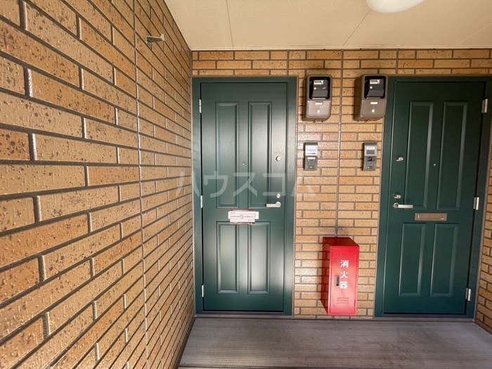 17/27 エントランス