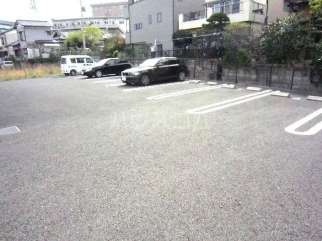 20/24 駐車場
