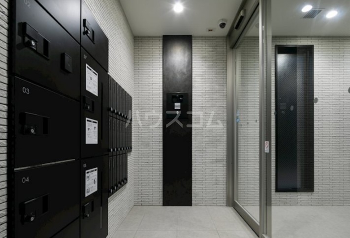 17/21 エントランス